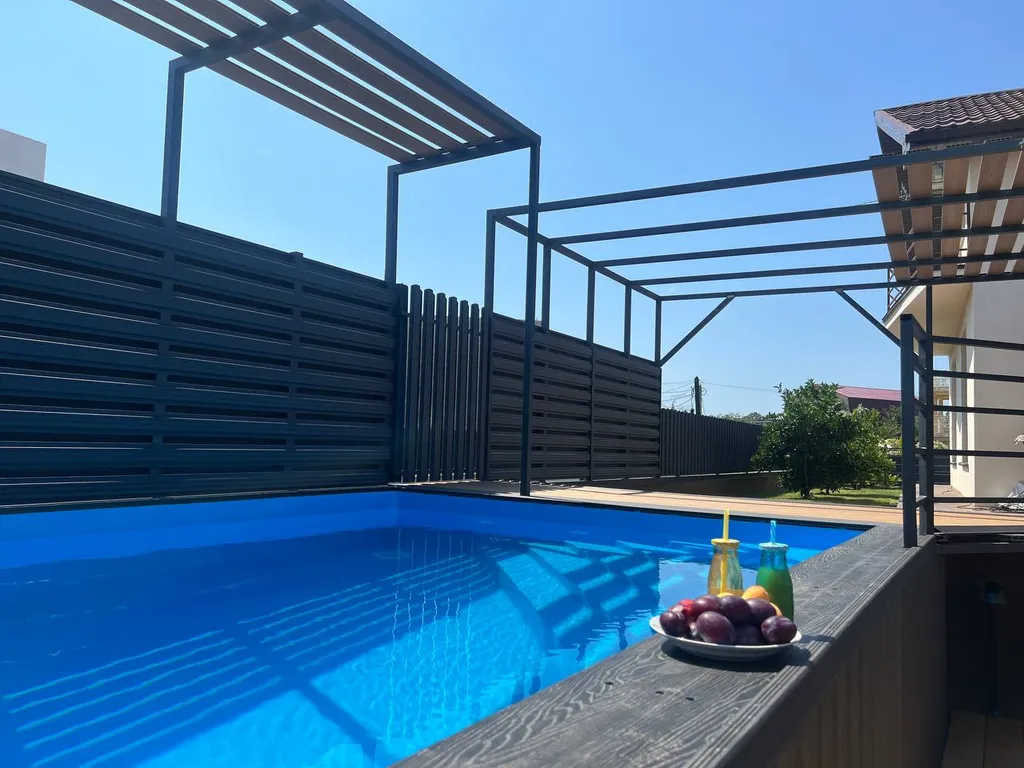 Коттедж Уютный дом для семейного отдыха в 10 минутах езды от Олимпийского парка — аренда посуточно в Верхневесёлое