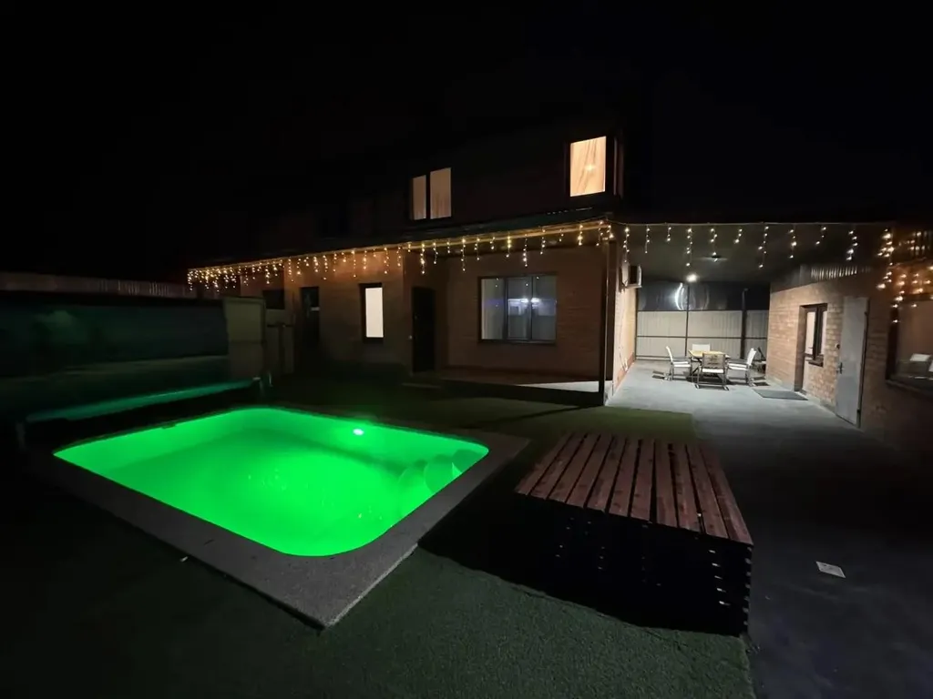 Дом на южной с бассейном