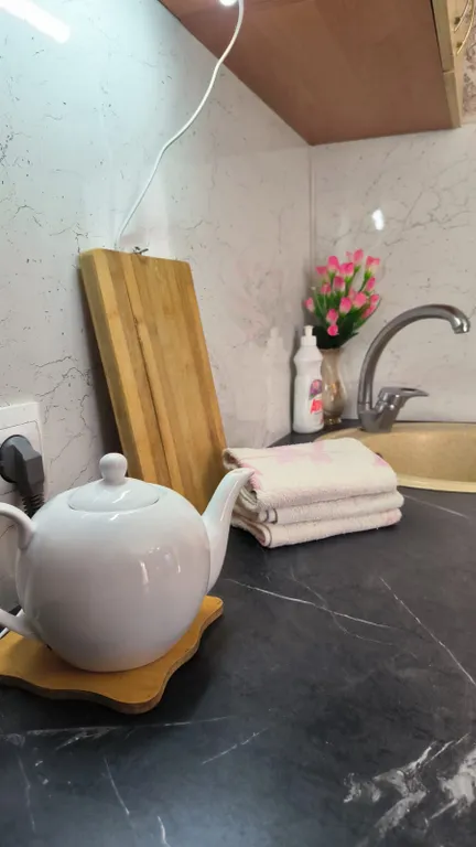 Уютная студия в центре в трех кварталах от моря