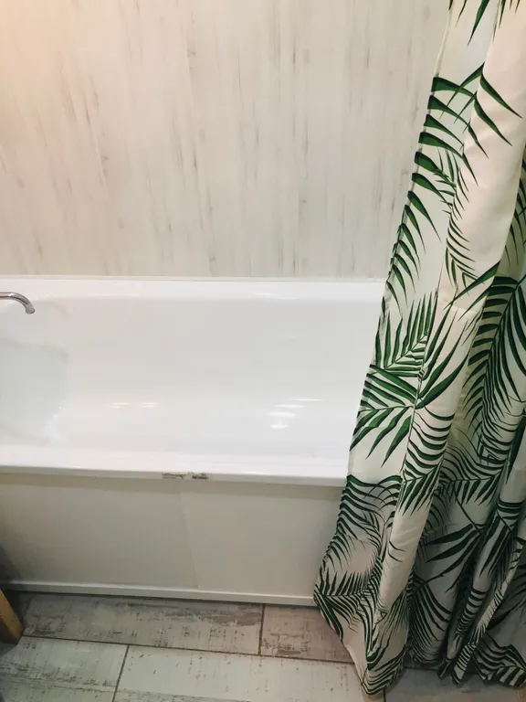 Уютная гавань у стен аквариума