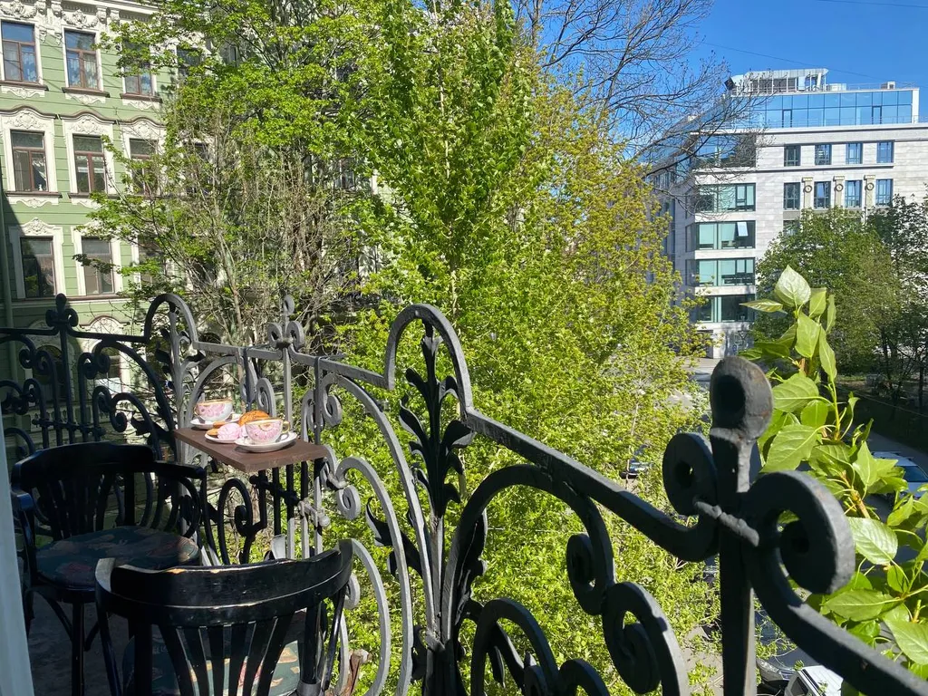 Квартира Колоритная квартира с камином и балконом в особняке Колобовых.Парковка — Санкт-Петербург