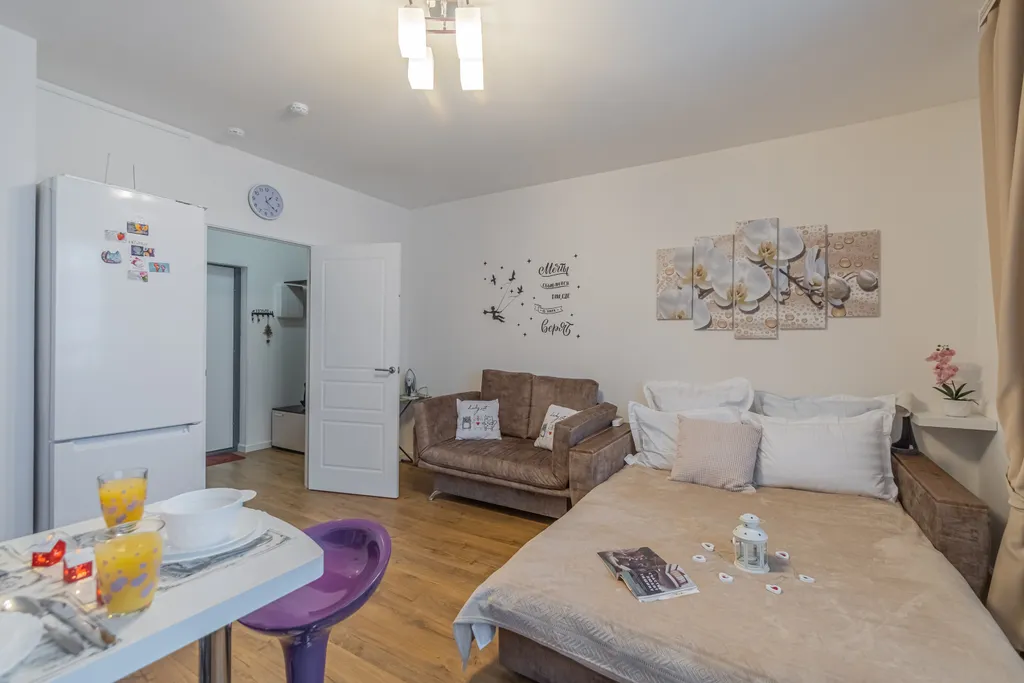 Уютная квартира-студия орхидея возле метро Девяткино