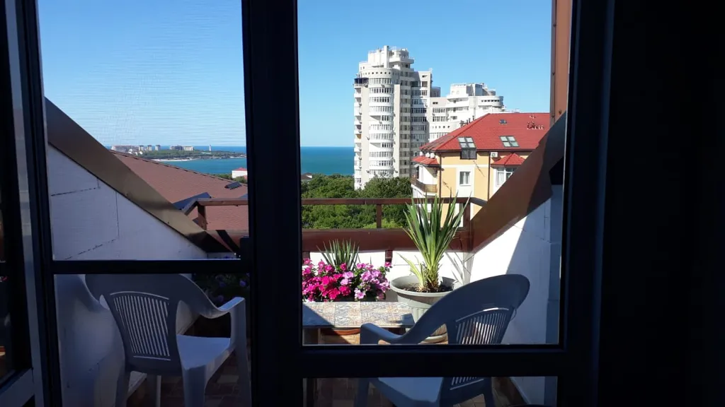 Квартира Квартира Студия с видом на море и горы с балконом — Геленджик