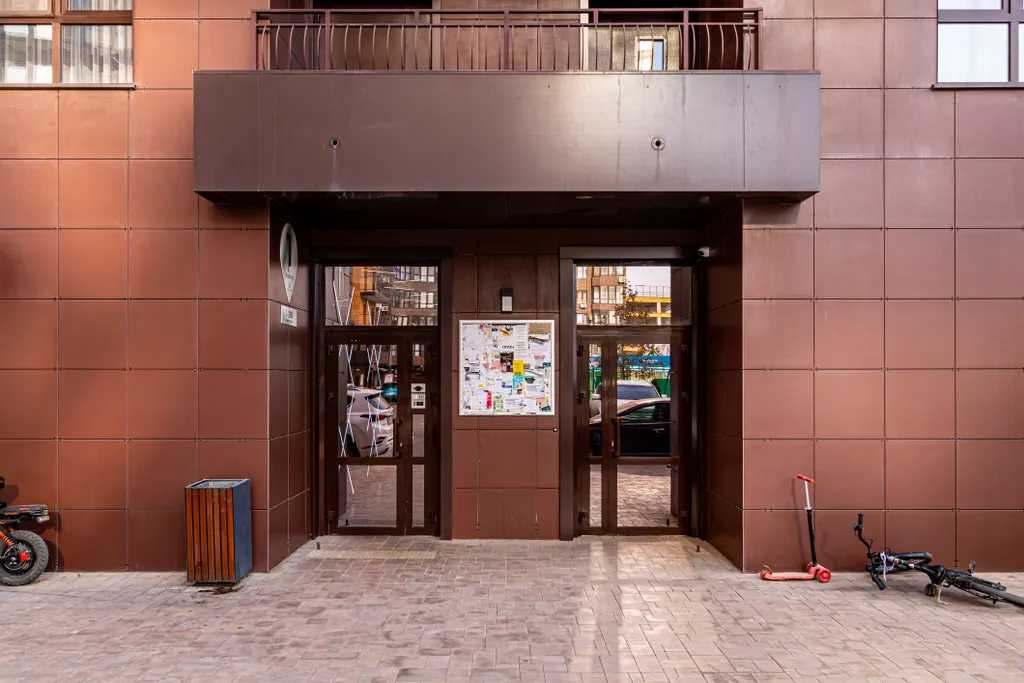 Просторная квартира в оживленном районе города