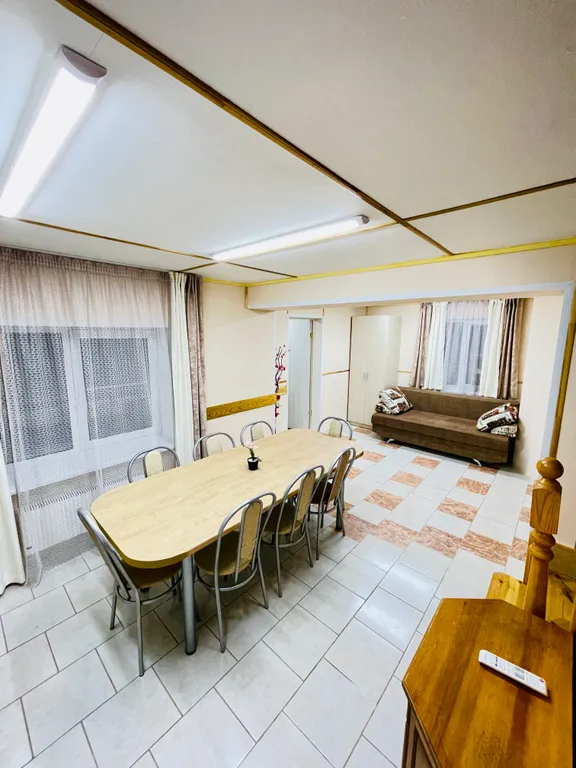 Дом на берегу озера