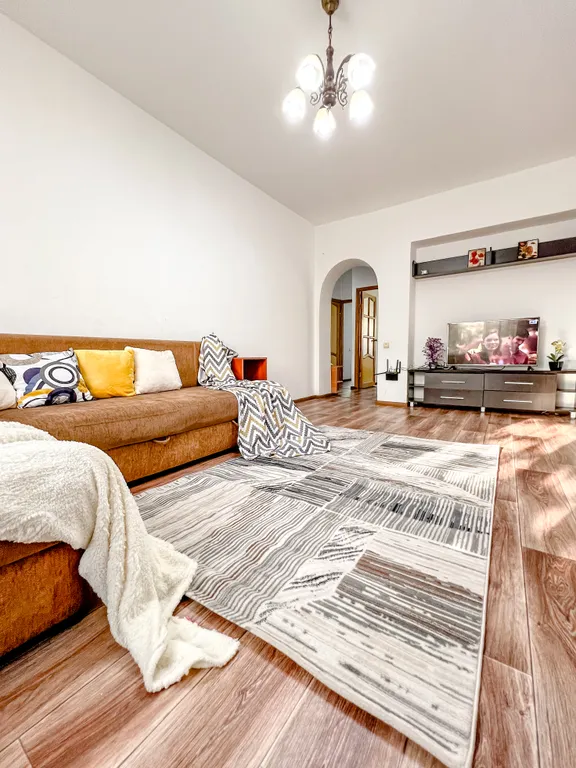 2-комнатная квартира в центре Алматы, Жарокова Жандосова — аренда посуточно в Алматы