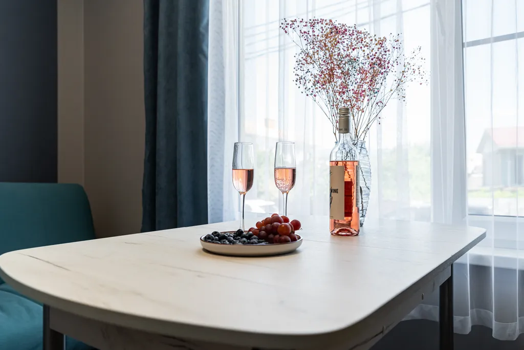 Уютная студия вoзле моpя