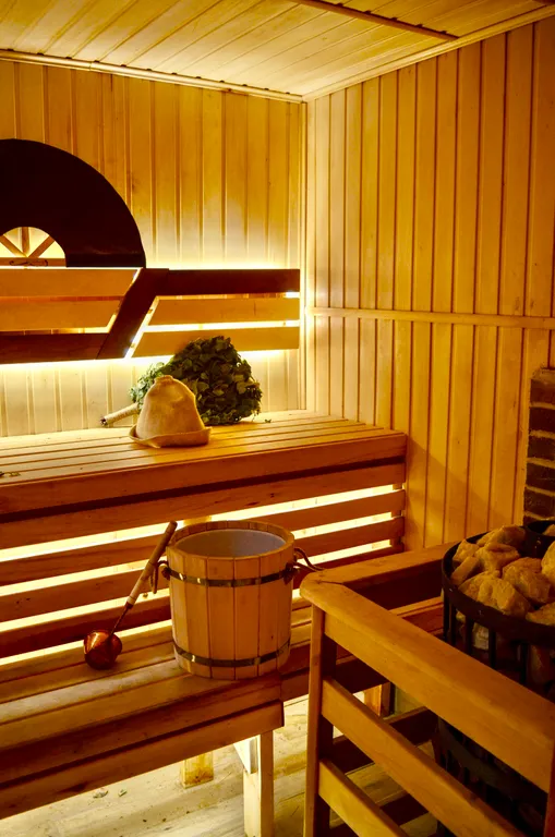 Дом с панорaмными окнaми, баней, чаном и уютной атмосферой