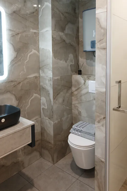 Уютная студия с дизайнерским ремонтом