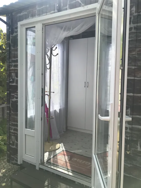 Половина дома с отдельным входом, с садом на берегу Чёрного моря