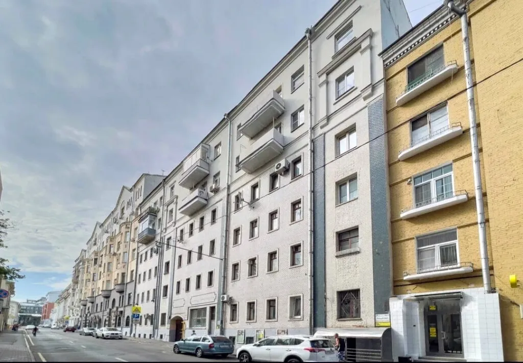 Просторная квартира в центре с красивым видом