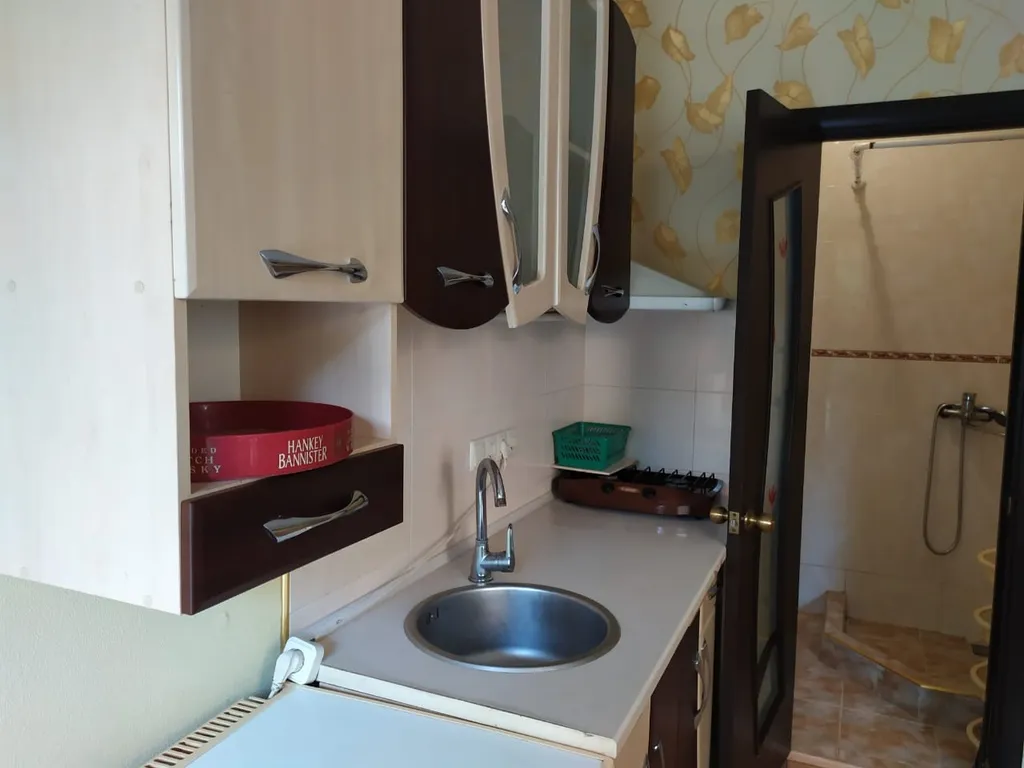 3 одинаковых коттеджа в одном закрытом дворе