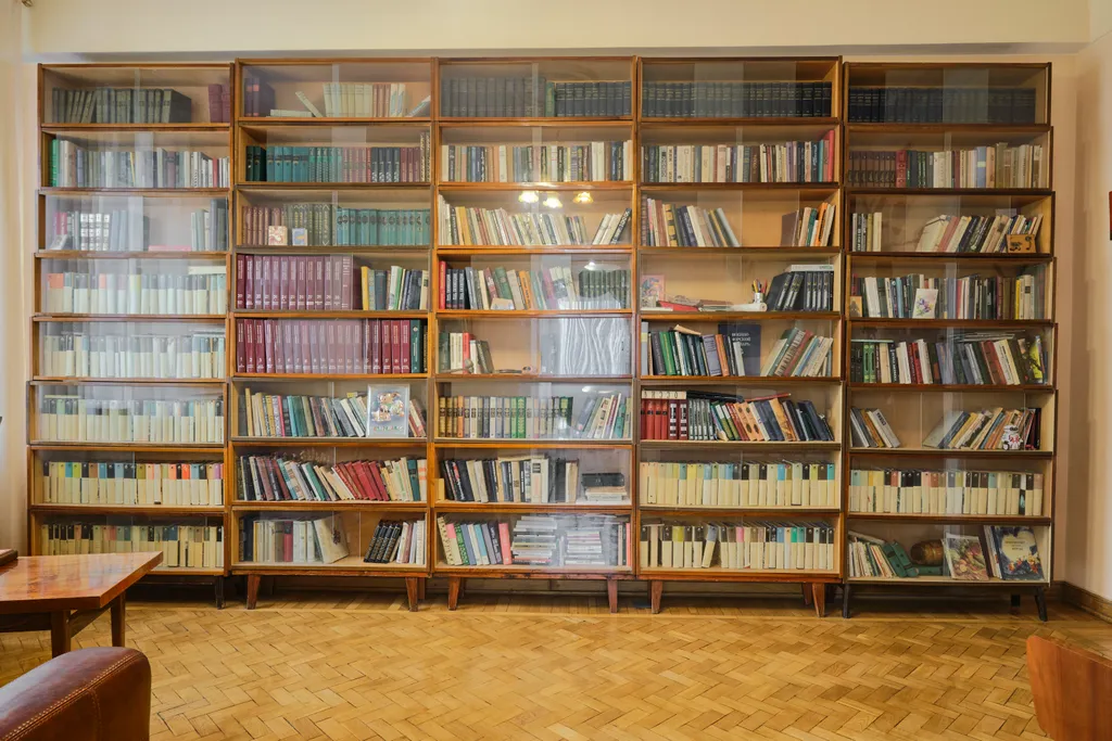 Квартира Квартира в легендарной высотке — Москва