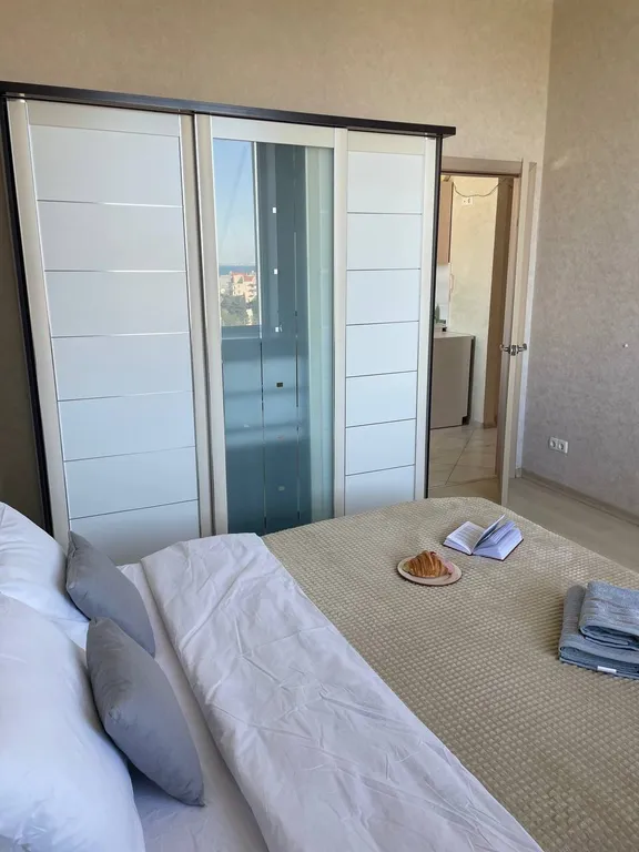 2-комнатная квартира около Парка Победы