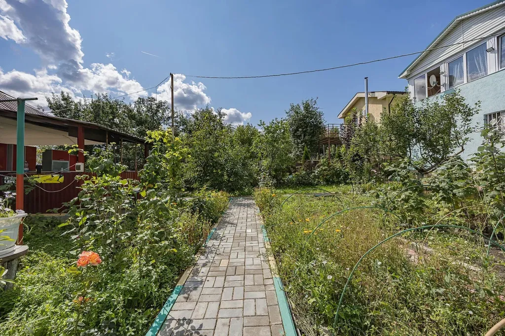 Дом в черте города