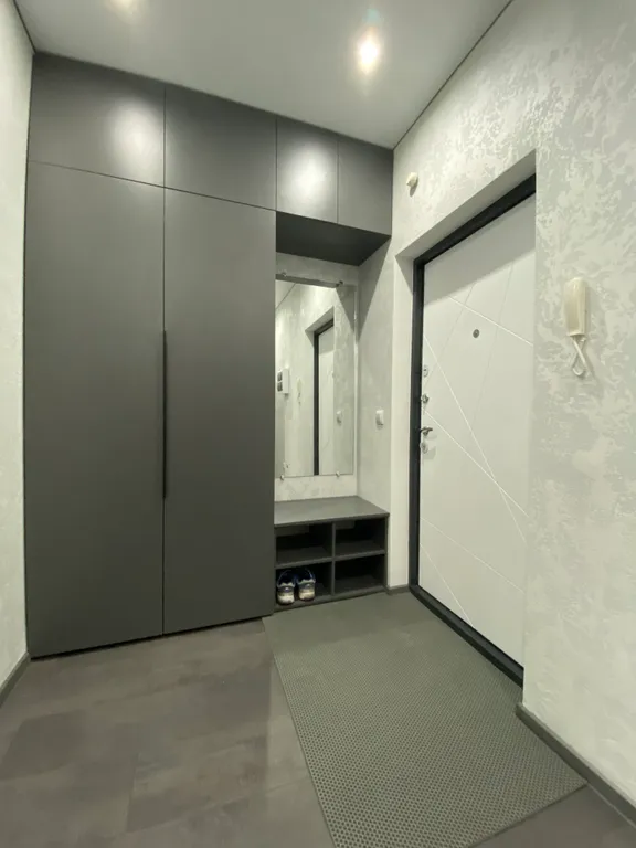 Студия с дизайнерским ремонтом