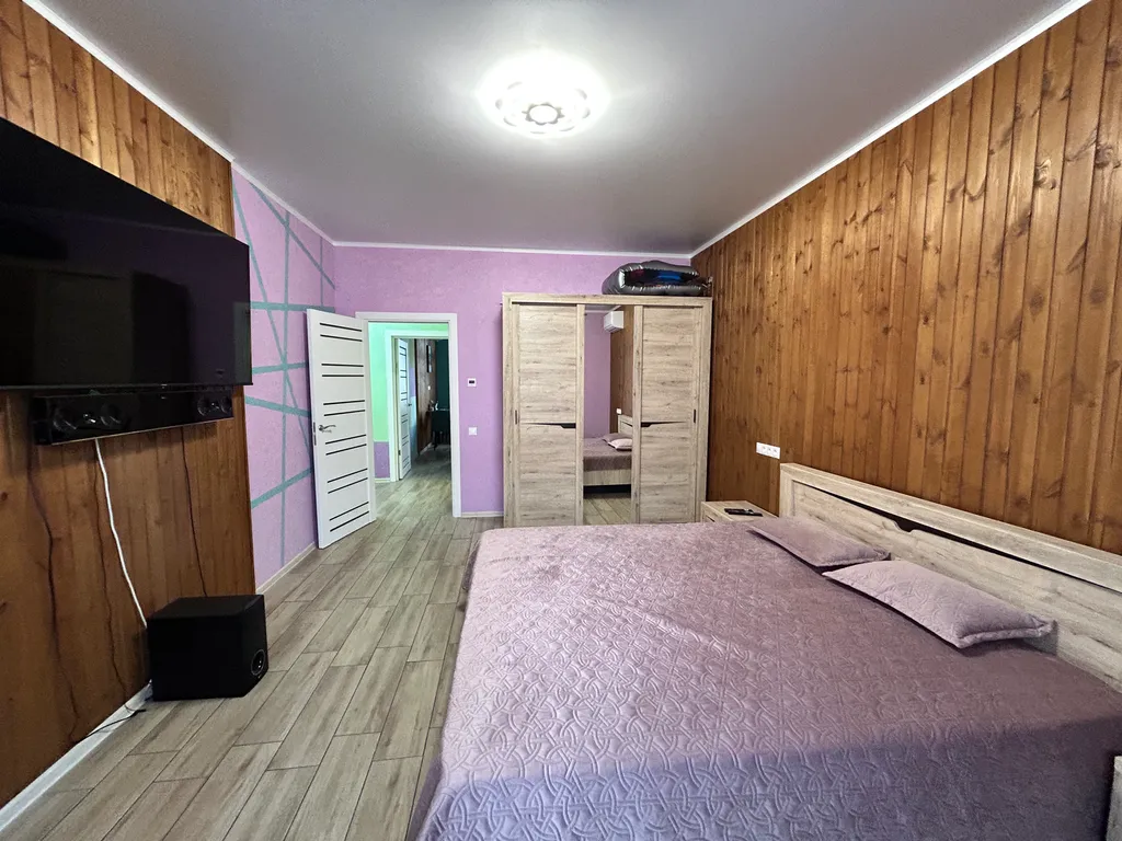 Квартира Квартира Отличная двушка с боковым видом на море — Геленджик