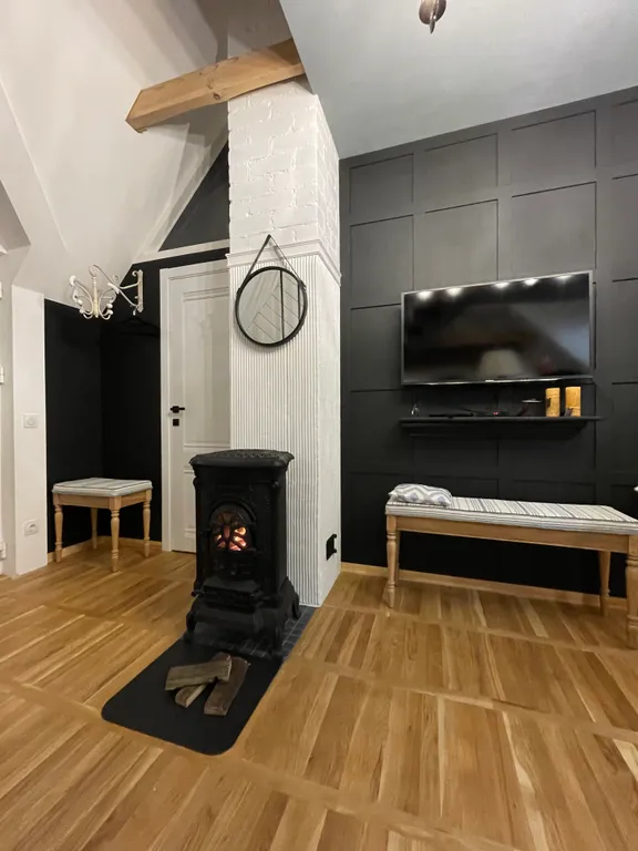 Двухуровневые апартаменты 33/3 house с камином и мангалом