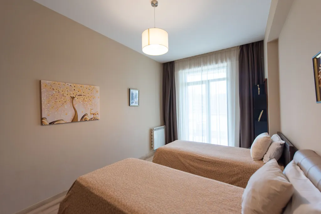 Квартира для семьи в комплексе с детскими площадками