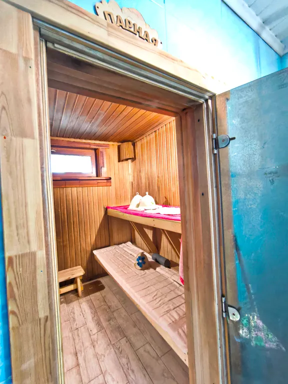 Коттедж с панорамным балконом, баня на дровах безлимит