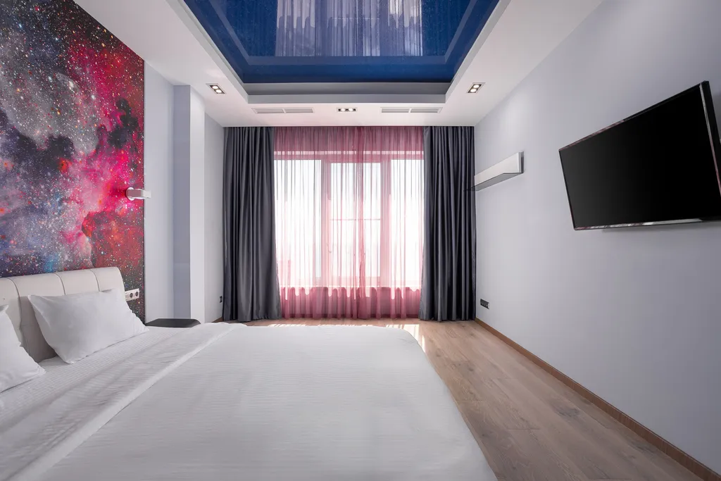 Дом с бассейном с видом на море