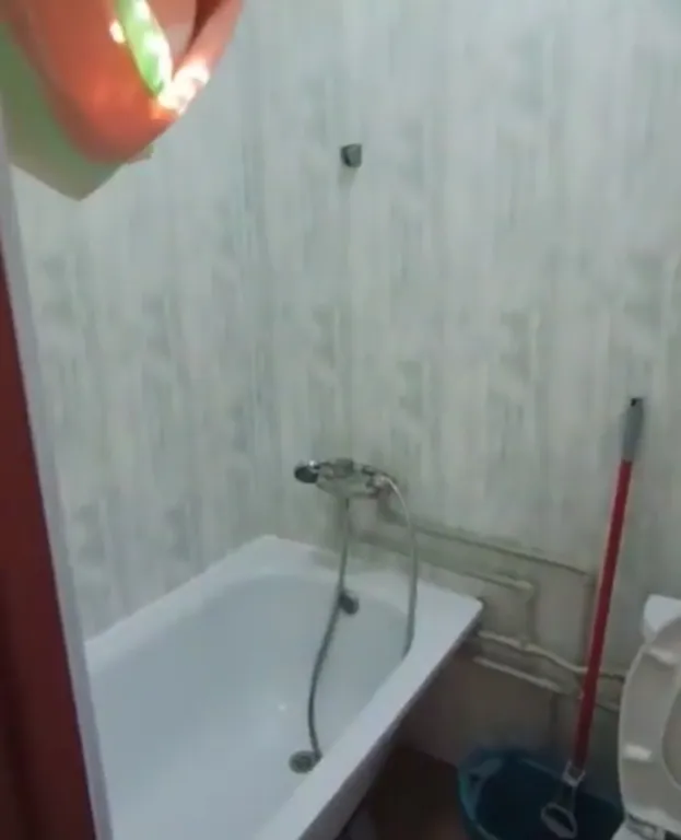 Домик с проходной комнатой с мини-кухней