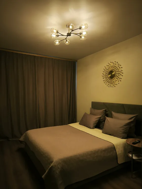 Высокий этаж, изолированные комнаты