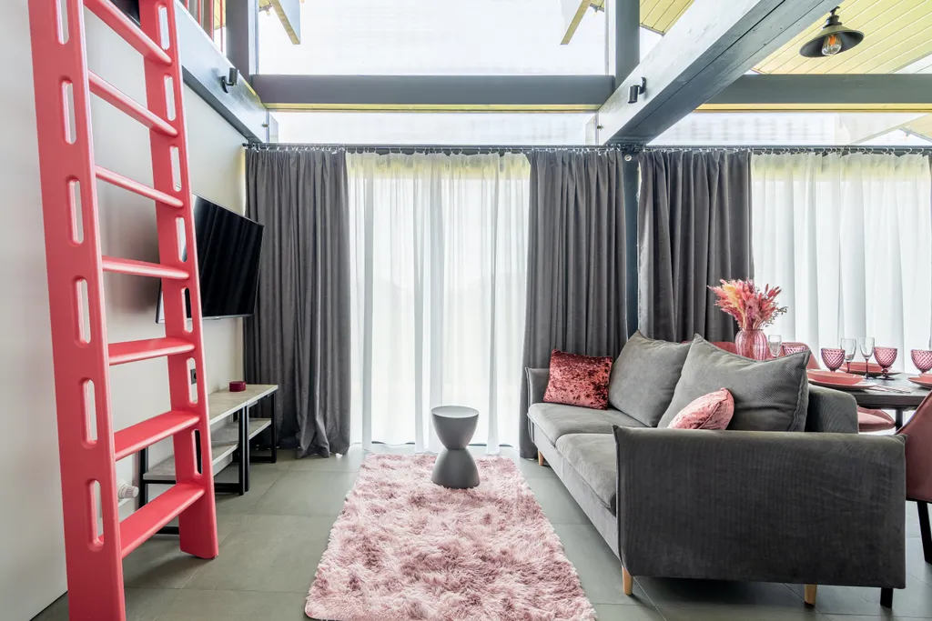 Коттедж Розовый домик в Загородном клубе у Плещеева озера — аренда посуточно в Городище