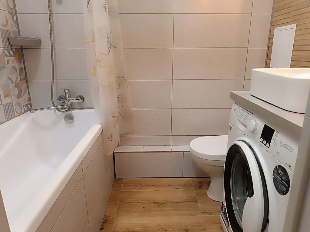 Красивая-студия с видом на фонтаны