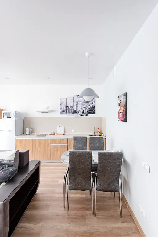 Студия у Золотого моста