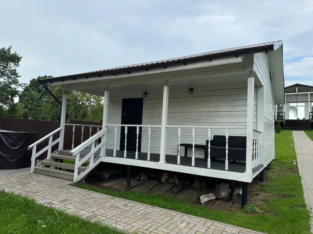 Комфортабельный дом на берегу озера Нарочь