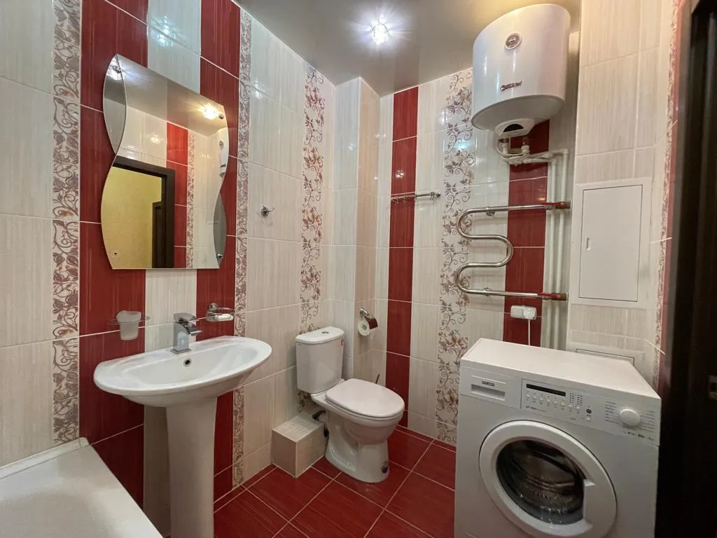 Апартаменты в центре, 1 минуте до ЦУМ и набережной