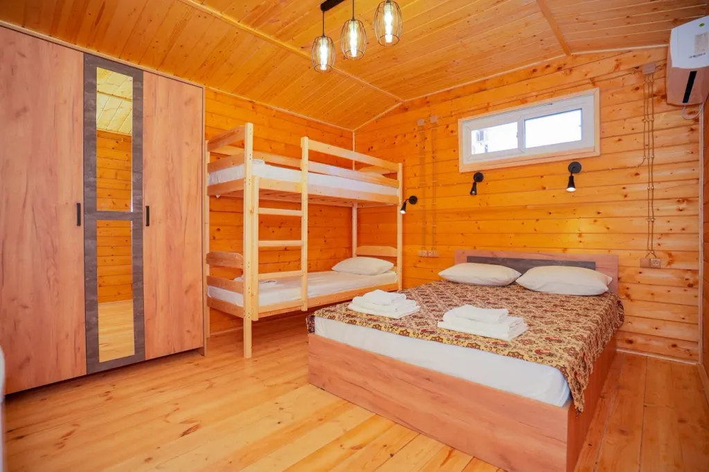 Коттедж 1-комнатный Дом — аренда посуточно в Сукко