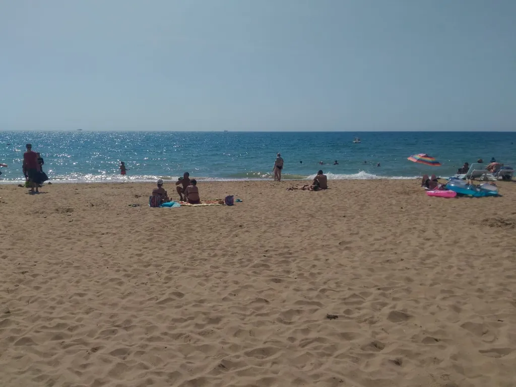 Частный дом (сдается только 2-й этаж)