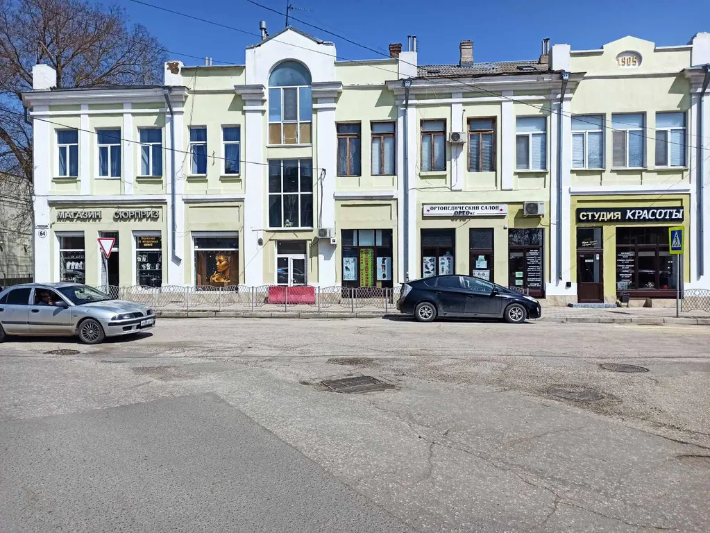 Квартира с красивой беседкой у моря