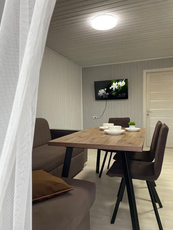 Домик возле моря