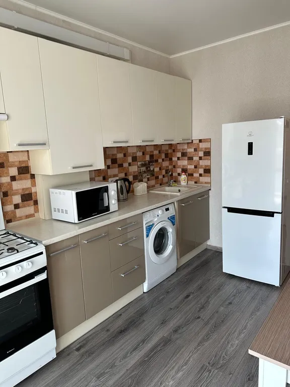 Квартира 1-комнатная Квартира — Калининград