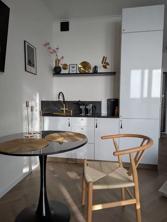 Студия с панорамным окном, видом на Северные закаты, Чумаровка 2 минуты