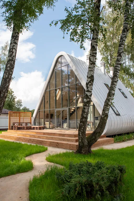 Уникальный и шикарный коттедж в 20 километрах от Москвы