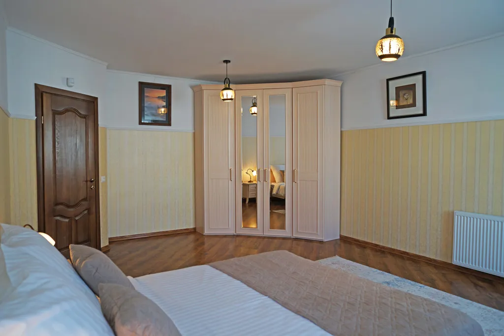 Уютный, большой дом на Славянской