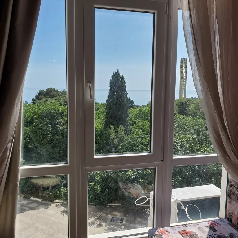 Квартира с видом на море и Форосский парк