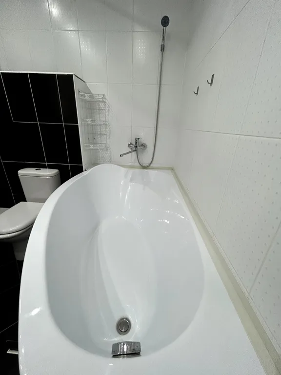 Квартира Большая и уютная квартира в центре — Элиста