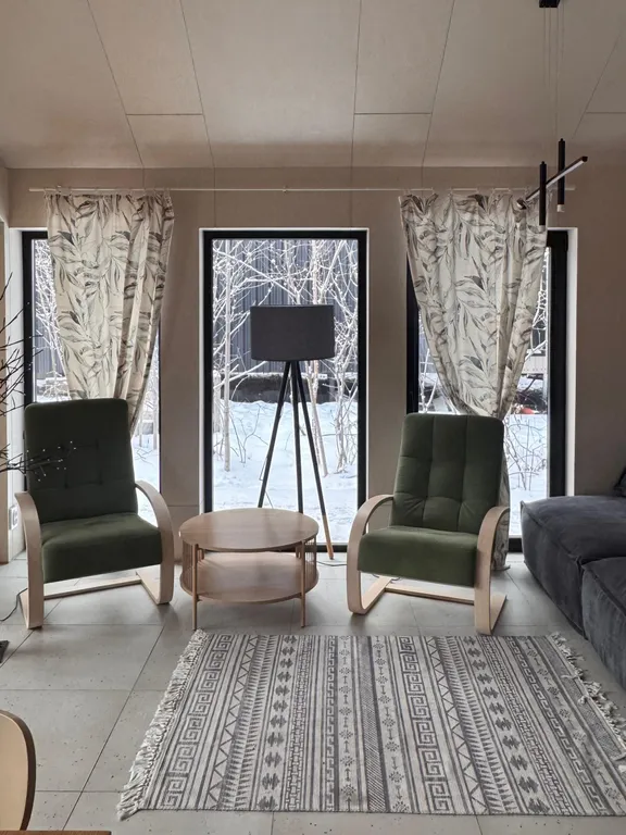 Большой зеленый дом до 6 чел с баней