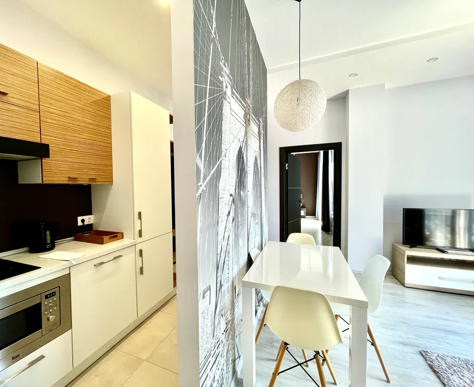 Шикарные апартаменты с видом на море и на Ай Петри