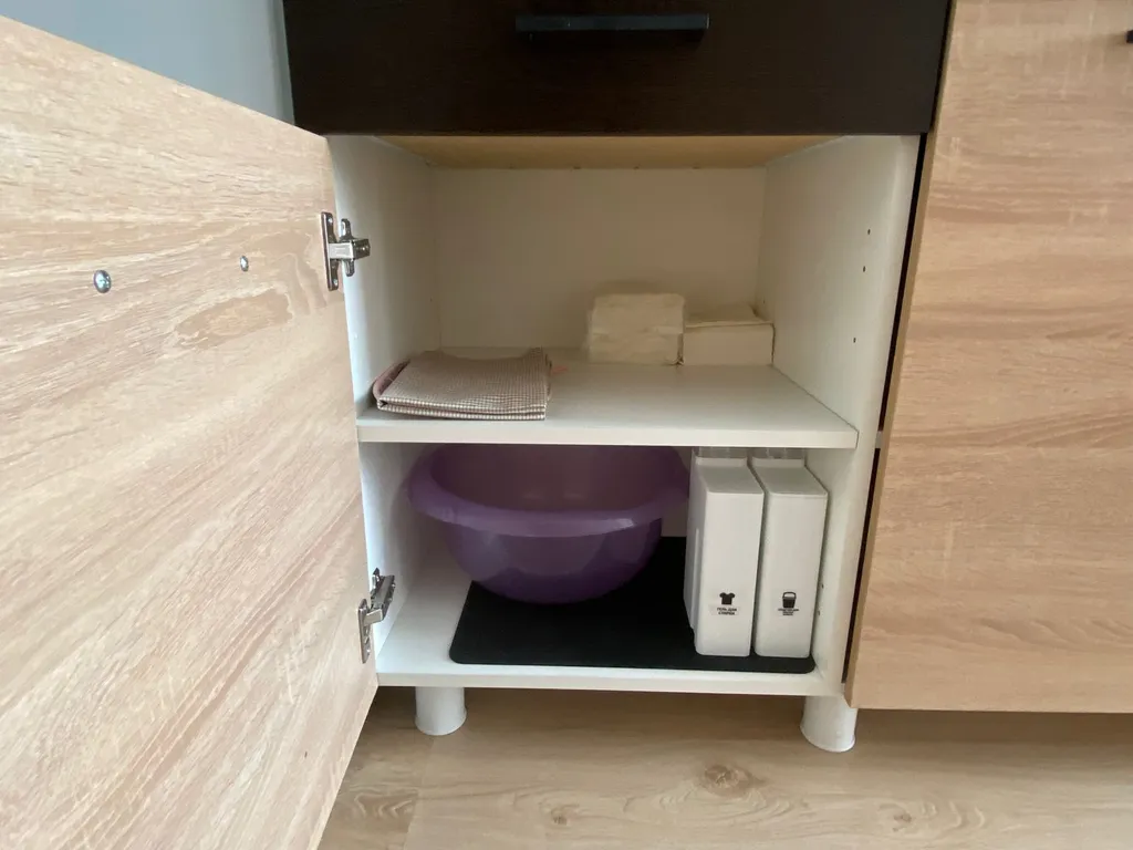 Комната в общежитии коридорного типа