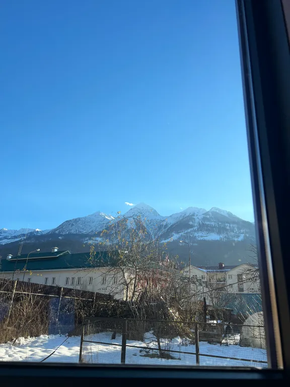 Коттедж Уютный дом с прямым видом на горы — Эсто-Садок