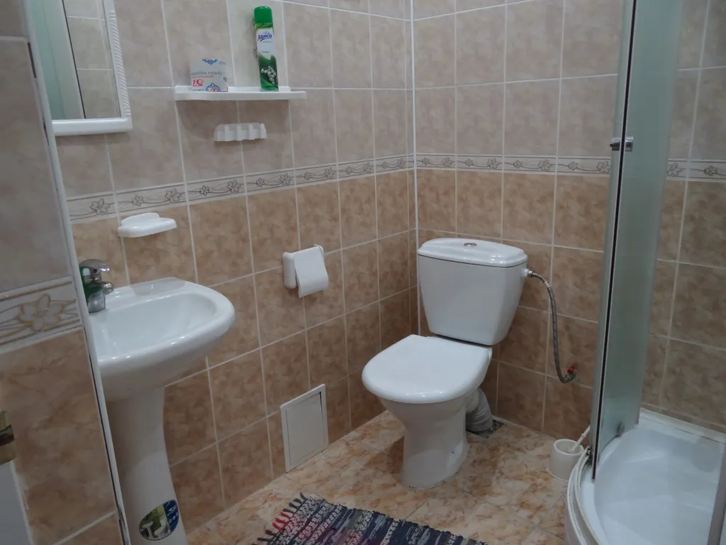 Квартира Квартира Семеный с кухне с видом на детскую площадку — Геленджик