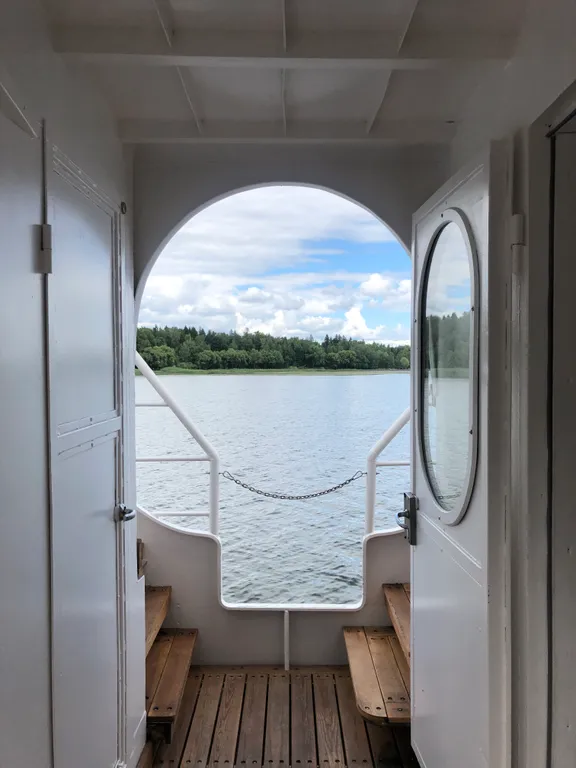 Теплоход для проживания