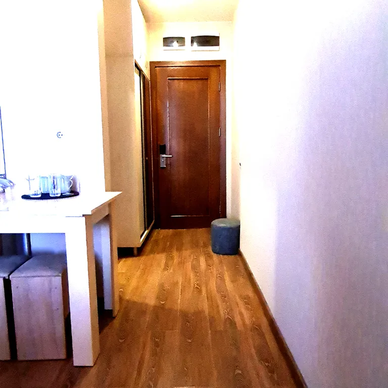 Студия с видом на море