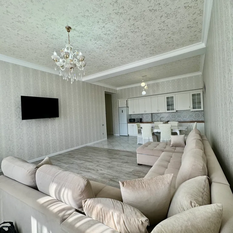 Роскошные трёхкомнатные апартаменты